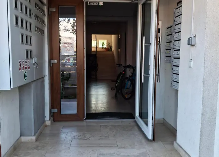 Parc Romanescu 4 Locuri-2 Familii