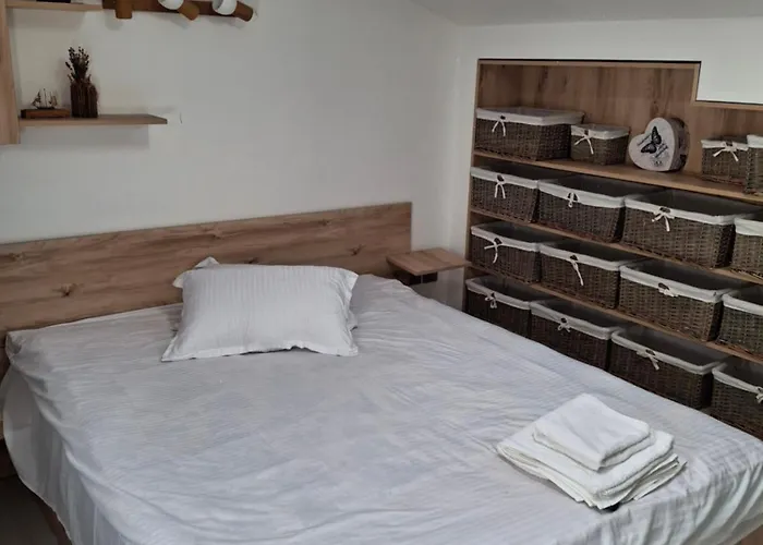 Parc Romanescu 4 Locuri-2 Familii Apartmán